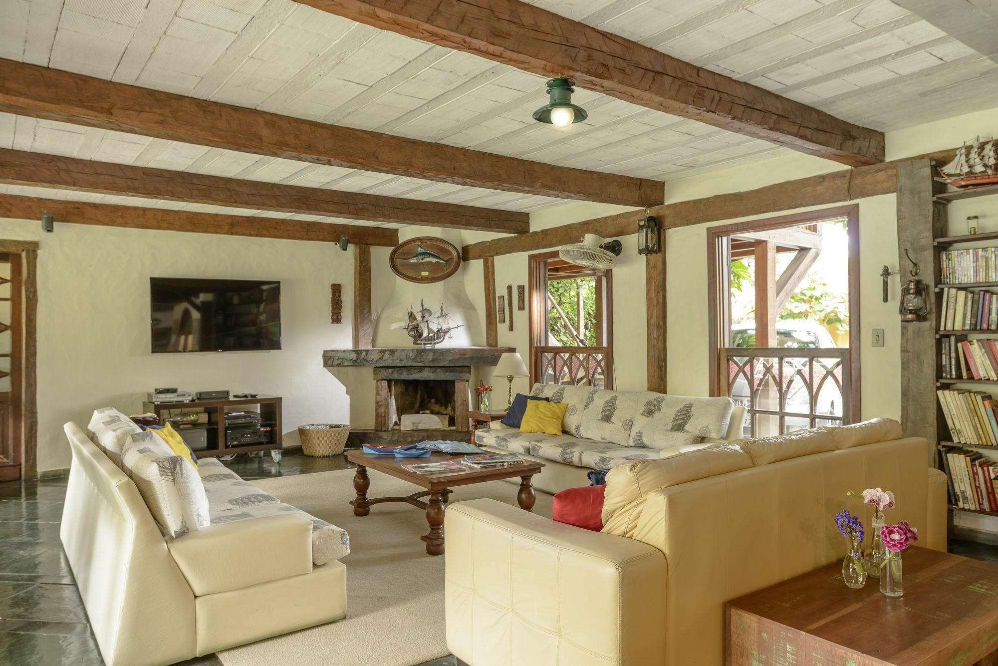 Velinn Caravela Pousada Ilhabela Ngoại thất bức ảnh